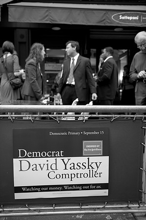 Political campaign comes to Harlem