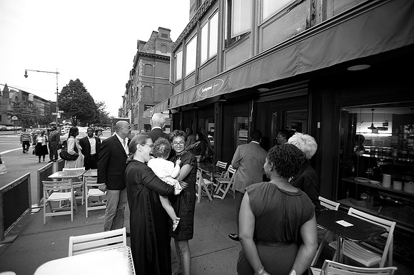 Political campaign comes to Harlem