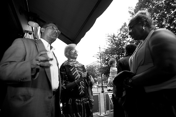 Political campaign comes to Harlem